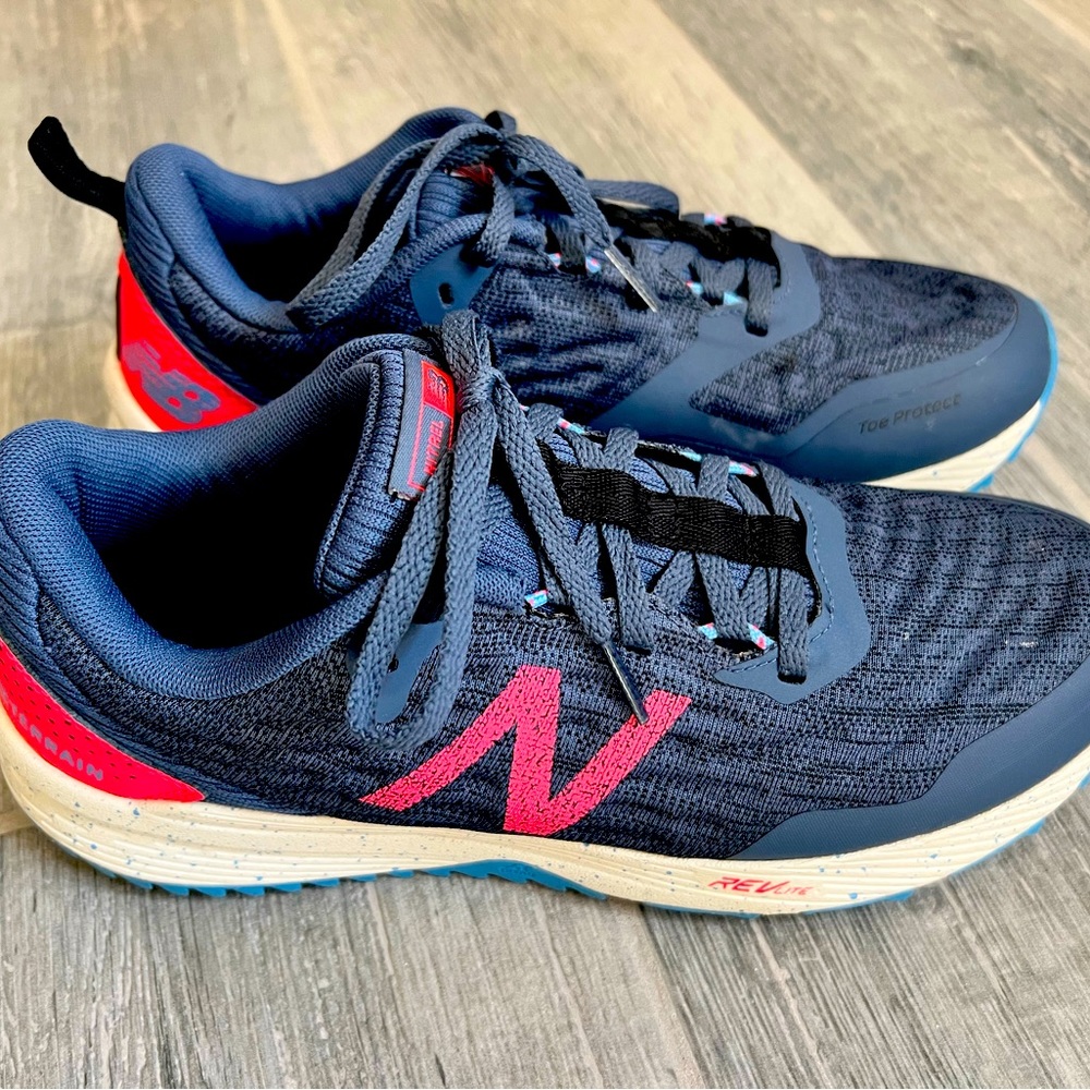 New Balance Road Running Shoes size 8